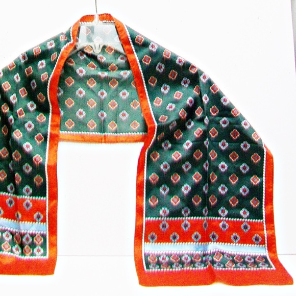 Morsley Scarf Pumpkin & Green - Picture 2 of 6